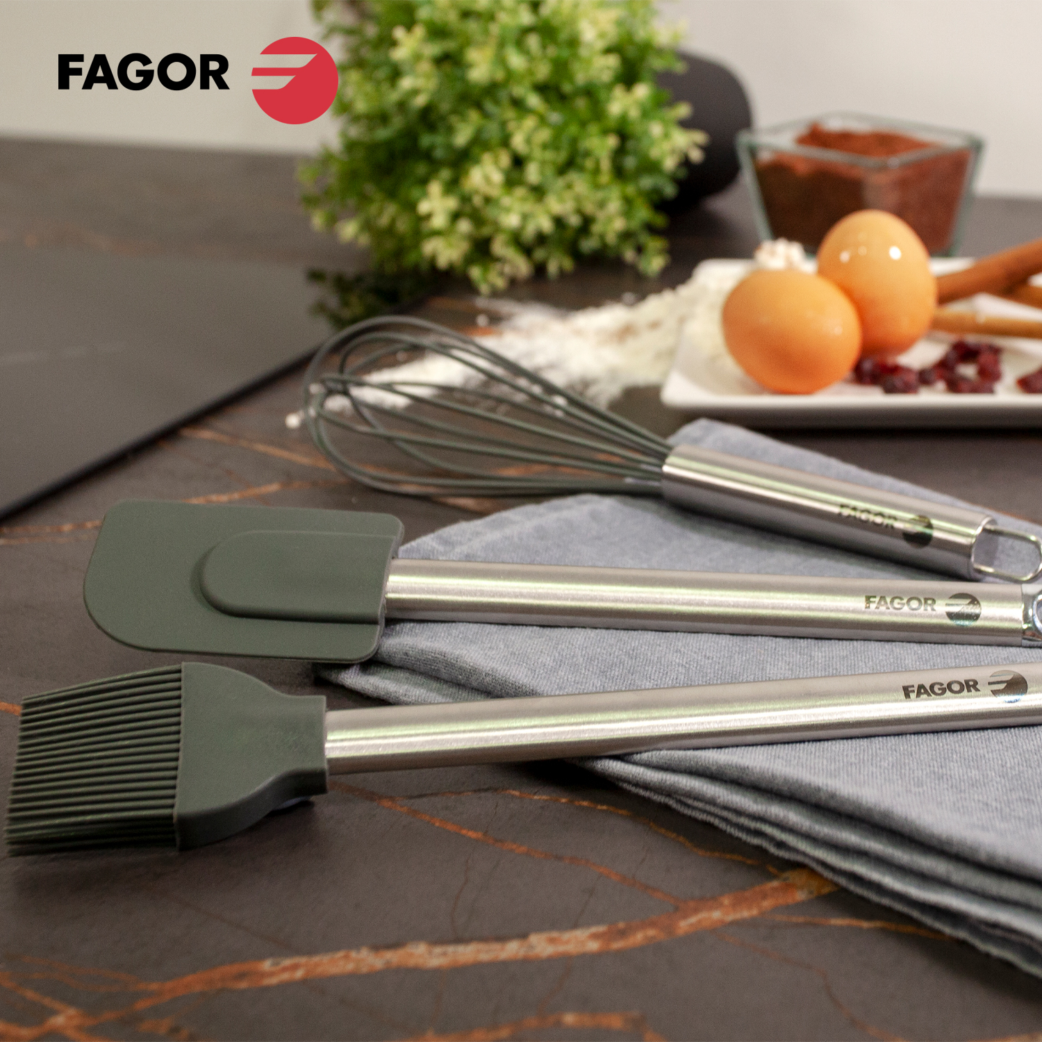 Set utensilios de cocina 3 piezas FAGOR MELIER espÃ¡tula, pincel y batidor
