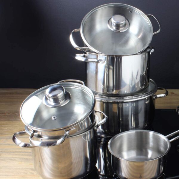 MAGEFESA Dux â€“ La Familia de Productos MAGEFESA Dux está Fabricada en Acero Inoxidable 18/10, Compatible con Todo Tipo de Fuego. Fácil Limpieza y Apta lavavajillas. (TARTERA, 24_cm)