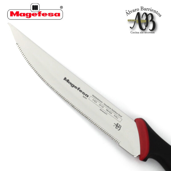 Cuchillos de cocina MAGEFESA ALVARO BARRIENTOS, Set 2 cuchillos CARNE, SANTOKU, Acero inoxidable de alta calidad, con mangos antideslizantes de fácil manejo.